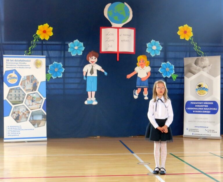 Zdjęcie z wydarzenia: 3 czerwca 2022 r. -finał XVII ,,Małego” Międzypowiatowego Konkursu Recytatorskiego " - "Eko - znaczy zdrowo