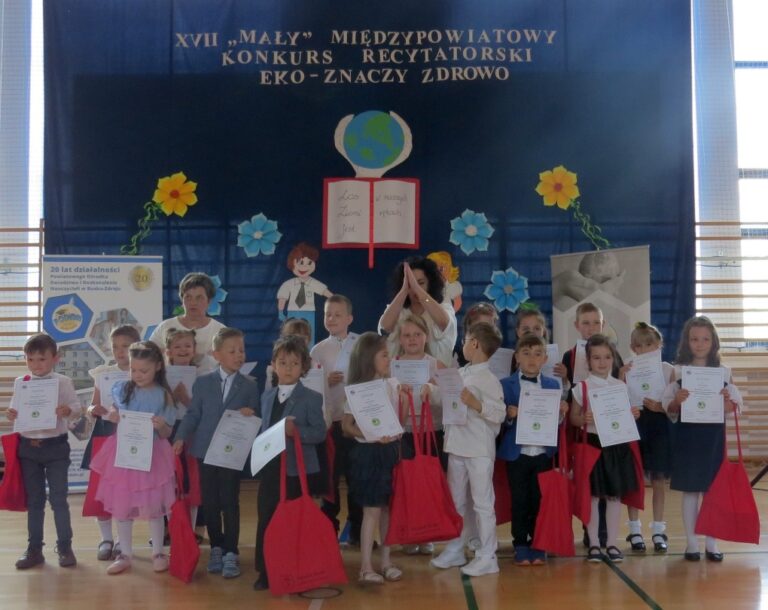 Zdjęcie z wydarzenia: 3 czerwca 2022 r. -finał XVII ,,Małego” Międzypowiatowego Konkursu Recytatorskiego " - "Eko - znaczy zdrowo