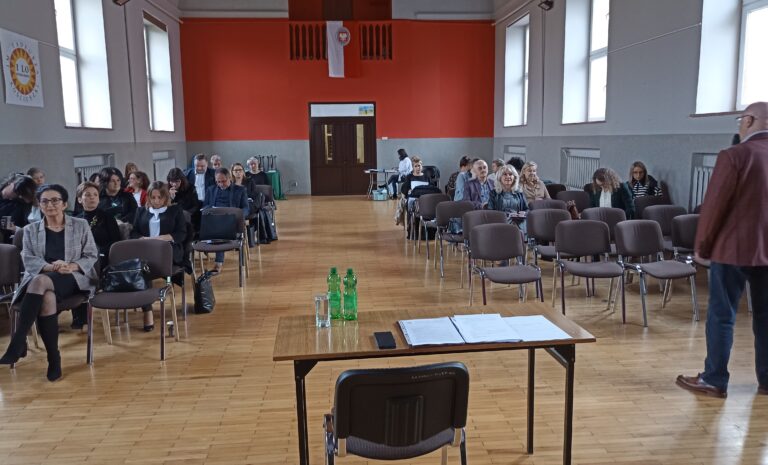 Zdjęcie z wydarzenia: 3 października 2022 r. - szkolenie „Dyrektor (wicedyrektor) przedszkola, szkoły i placówki wobec zmian prawa oświatowego w roku szkolnym…”