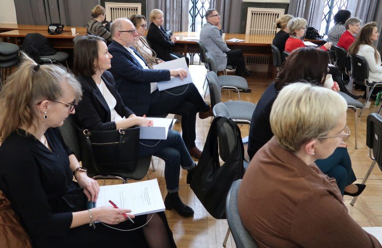 Zdjęcie z wydarzenia: 11 marca 2024 R. - SZKOLENIE DLA DYREKTORÓW I WICEDYREKTORÓW SZKÓŁ I PLACÓWEK OŚWIATOWYCH- „DYREKTOR (WICEDYREKTOR) PRZEDSZKOLA, SZKOŁY I…”