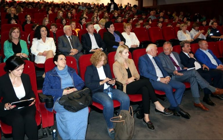Zdjęcie z wydarzenia: 10 kwietnia 2024 R. - XXII FESTIWAL ZDROWIA IM. ZBIGNIEWA KOCIUBY W BUSKU-ZDROJU