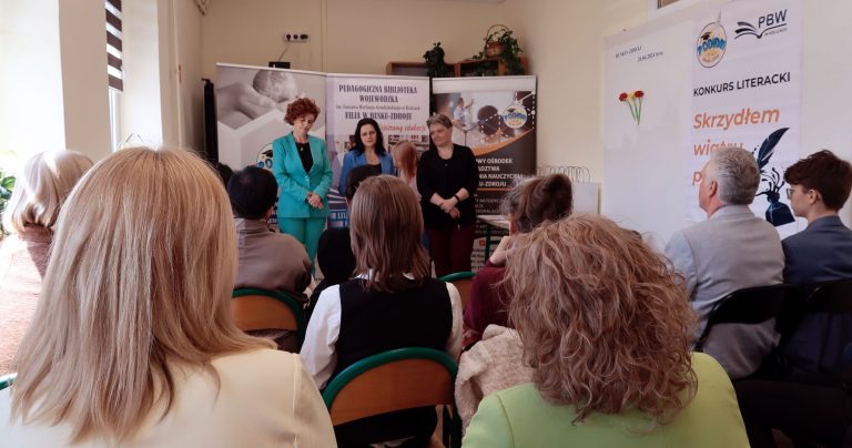 Zdjęcie z wydarzenia: 26 kwietnia 2024 R. - XI finał Konkursu Literackiego - „Skrzydłem wiatru pisane”