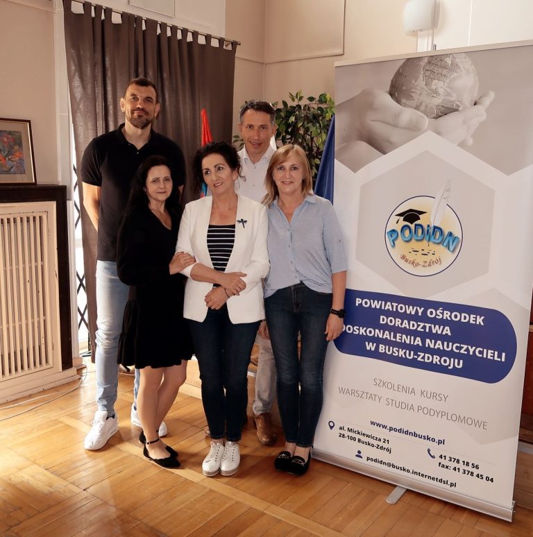 Zdjęcie z wydarzenia: 11 czerwca 2024 r. - konferencja dla dyrektorów i nauczycieli wychowania fizycznego