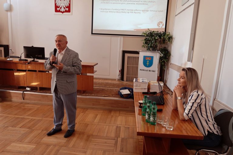 Zdjęcie z wydarzenia: 11 czerwca 2024 r. - konferencja dla dyrektorów i nauczycieli wychowania fizycznego