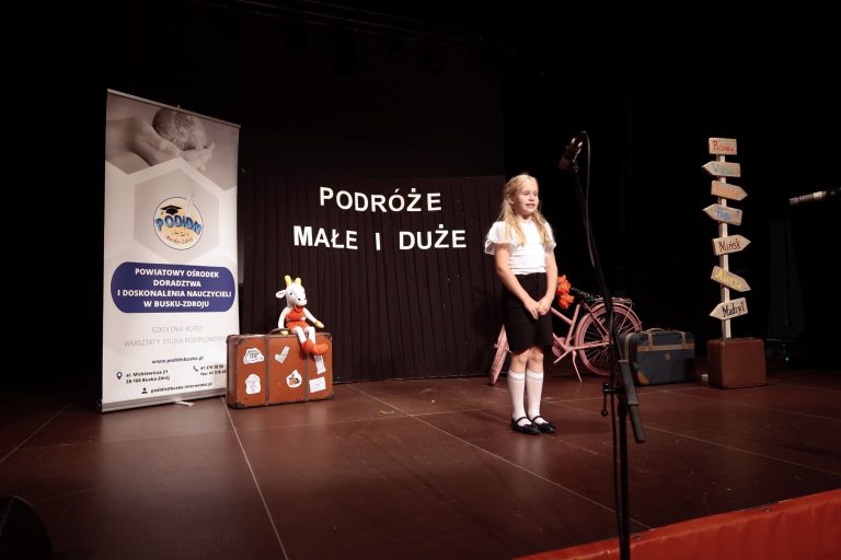 Zdjęcie z wydarzenia: 5 czerwca 2024 R. - XIX finał "Małego" Międzypowiatowego Konkursu Recytatorskiego po hasłem „Podróże małe i duże”