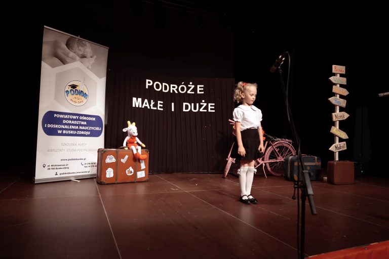 Zdjęcie z wydarzenia: 5 czerwca 2024 R. - XIX finał "Małego" Międzypowiatowego Konkursu Recytatorskiego po hasłem „Podróże małe i duże”