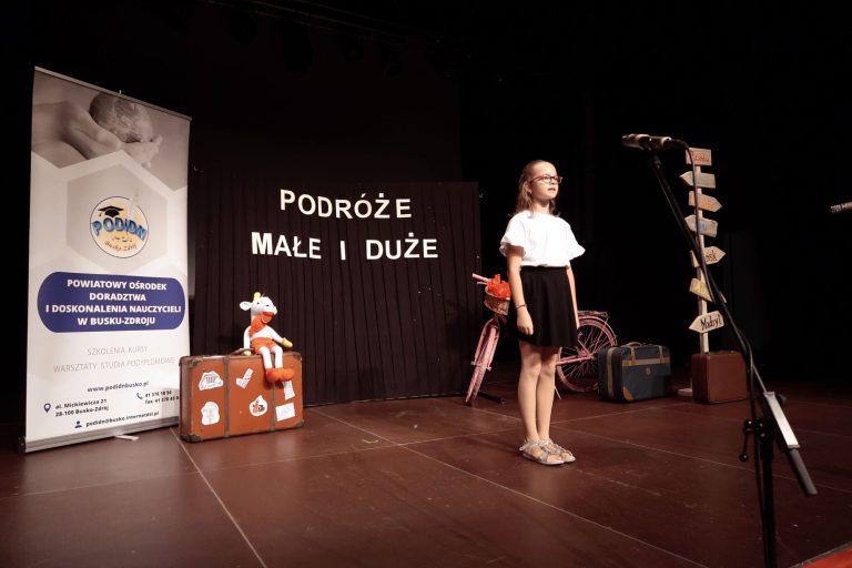 Zdjęcie z wydarzenia: 5 czerwca 2024 R. - XIX finał "Małego" Międzypowiatowego Konkursu Recytatorskiego po hasłem „Podróże małe i duże”