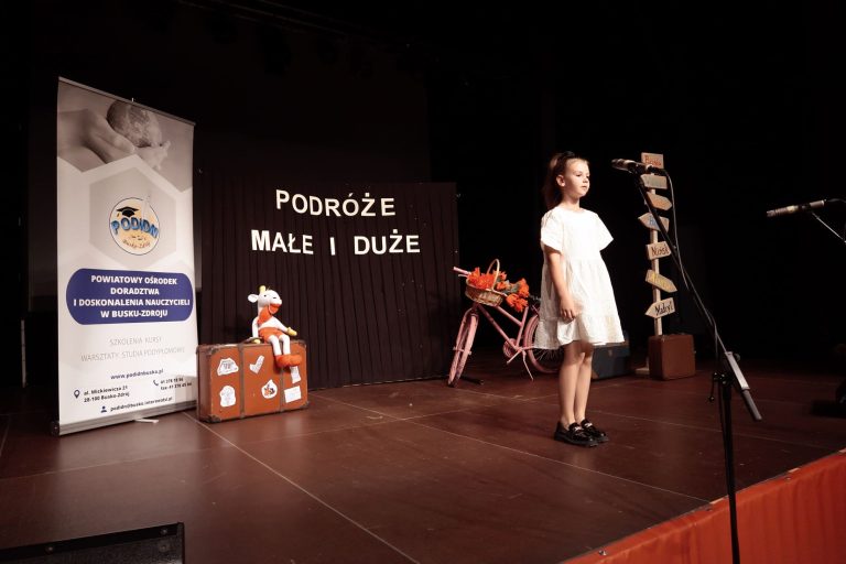 Zdjęcie z wydarzenia: 5 czerwca 2024 R. - XIX finał "Małego" Międzypowiatowego Konkursu Recytatorskiego po hasłem „Podróże małe i duże”