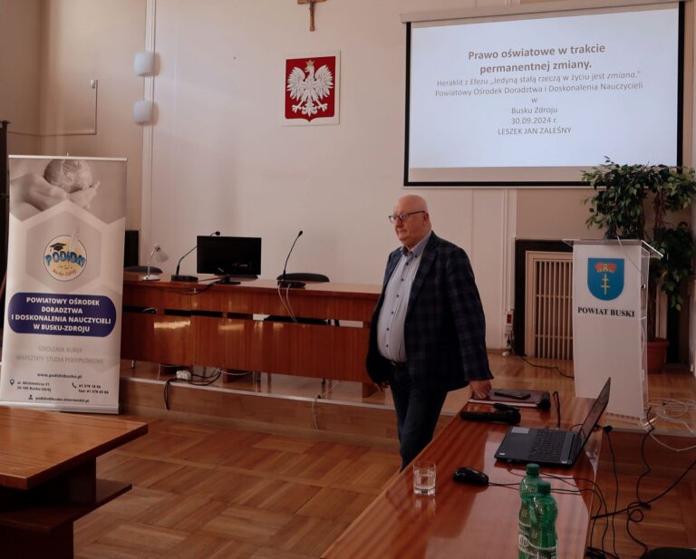 Zdjęcie z wydarzenia: 30 września 2024 r. - szkolenie dla dyrektorów i kadry kierowniczej pn. „Prawo oświatowe w trakcie permanentnej zmiany”.
